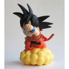 Dragon Ball tirelire Chibi  PVC - Son Goku sur le Nuage Magique 22 cm
